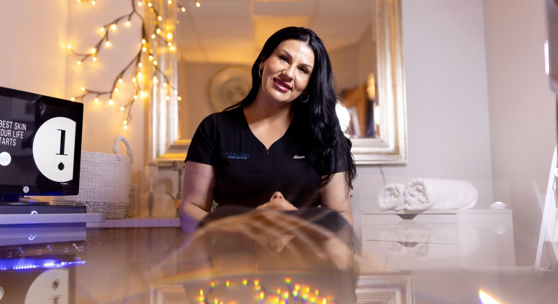 signature aesthetics staff